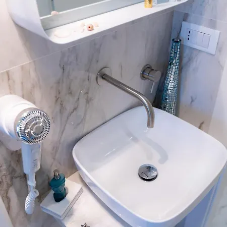 Fronte Mare Relais Stapane * غالّيبولي