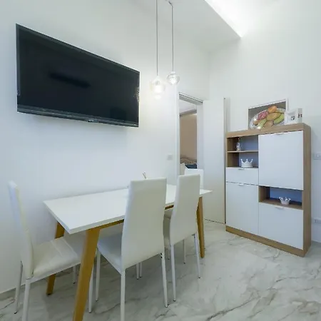 بيت ضيافة Fronte Mare Relais Stapane