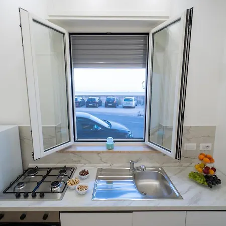 بيت ضيافة Fronte Mare Relais Stapane غالّيبولي