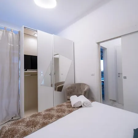 بيت ضيافة Fronte Mare Relais Stapane